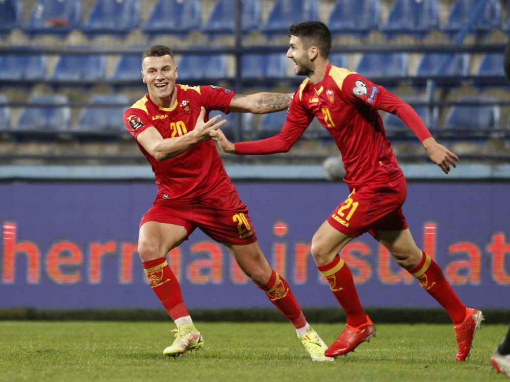 包含黑山队备战欧预赛,誓取决战胜利的词条 包含黑山队备战欧预赛,誓取决战胜利的词条