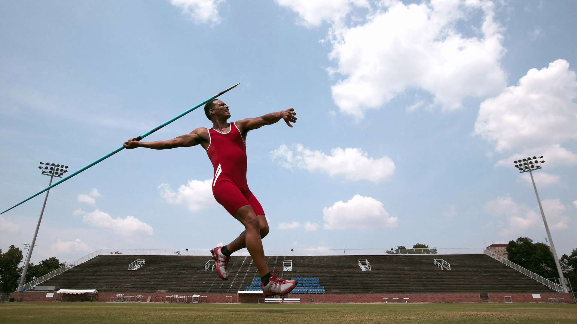 哥斯达黎加击败切尔西，一场F1年度争冠焦点战的奇妙隐喻