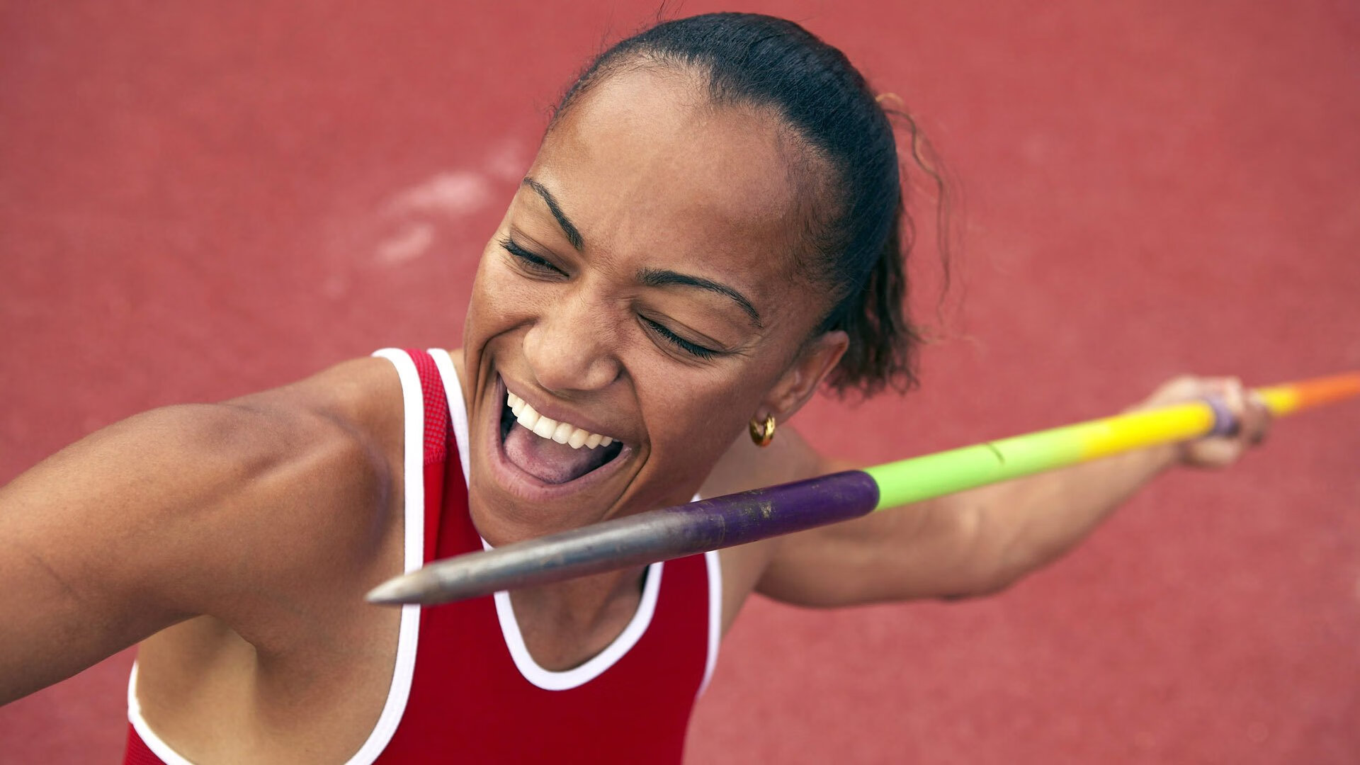 双线奇迹，希腊强势崛起与萨卡的国家德比时刻