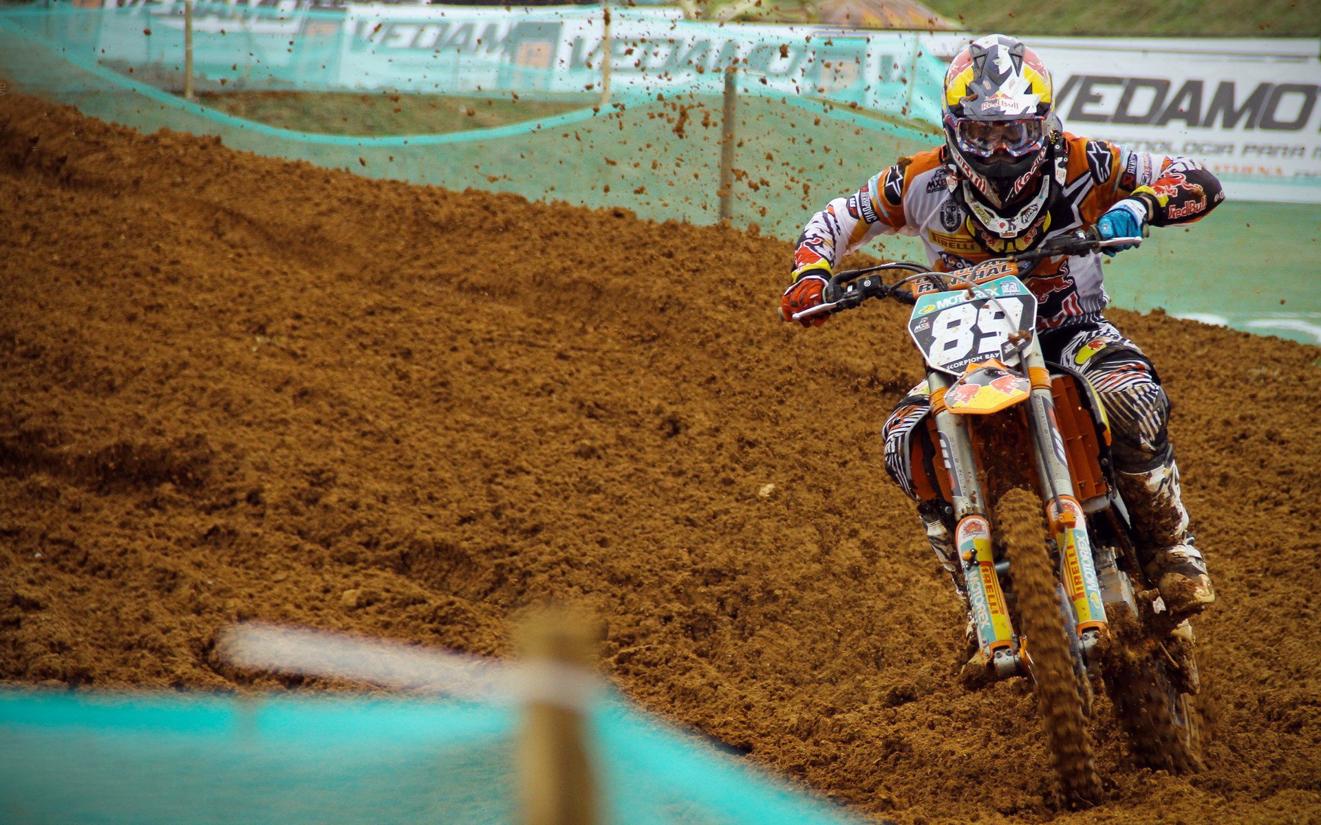 从拉沃尔杯横扫到年终总决赛，梅德韦杰夫如何点燃赛场，定义网坛新叙事